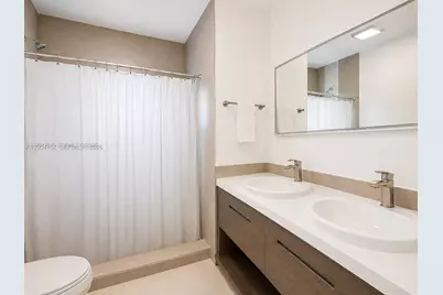 1024 SW 13th Ct, Miami, FL 33135 - Photo 30