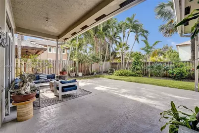 16366 N Mariposa Cir N, Pembroke Pines, FL 33331 - Photo 42