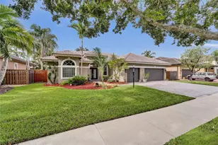 16366 N Mariposa Cir N, Pembroke Pines, FL 33331 - Photo 1