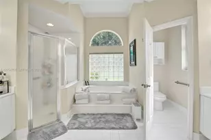 16366 N Mariposa Cir N, Pembroke Pines, FL 33331 - Photo 26