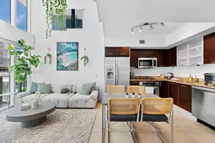 41 SE 5th St, Miami, FL 33131 - Photo 4