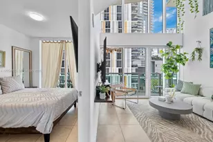 41 SE 5th St, Miami, FL 33131 - Photo 14