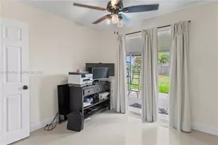 736 NW 8th, Florida City, FL 33034 - Photo 14