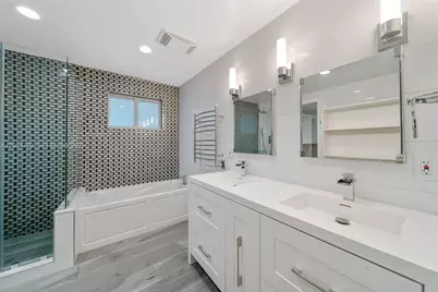 1102 NE 117th St, Biscayne Park, FL 33161 - Photo 10