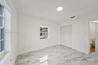 1102 NE 117th St, Biscayne Park, FL 33161 - Photo 20