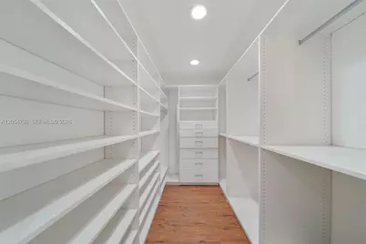 1102 NE 117th St, Biscayne Park, FL 33161 - Photo 14