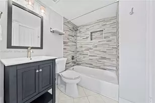 10301 Jasmine Ct, Pembroke Pines, FL 33026 - Photo 10