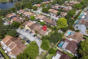 10301 Jasmine Ct, Pembroke Pines, FL 33026 - Photo 22