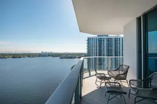 17301 Biscayne Blvd, North Miami Beach, FL 33160 - Photo 12