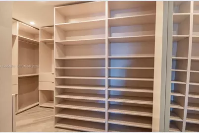17301 Biscayne Blvd #1609, North Miami Beach, FL 33160 - Photo 38