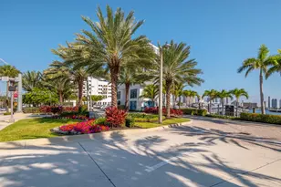 17301 Biscayne Blvd, North Miami Beach, FL 33160 - Photo 2