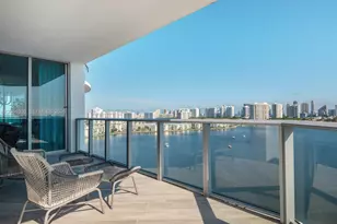 17301 Biscayne Blvd, North Miami Beach, FL 33160 - Photo 14