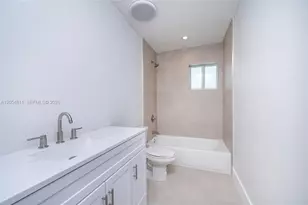10040 SW 215th St, Cutler Bay, FL 33189 - Photo 18