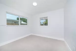 10040 SW 215th St, Cutler Bay, FL 33189 - Photo 16