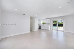 10040 SW 215th St, Cutler Bay, FL 33189 - Photo 6