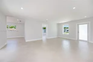 10040 SW 215th St, Cutler Bay, FL 33189 - Photo 10