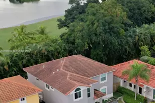 5754 NW 98th Ave, Doral, FL 33178 - Photo 2