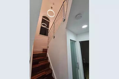 5754 NW 98th Ave, Doral, FL 33178 - Photo 14