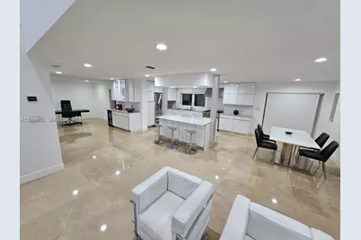 5754 NW 98th Ave, Doral, FL 33178 - Photo 4