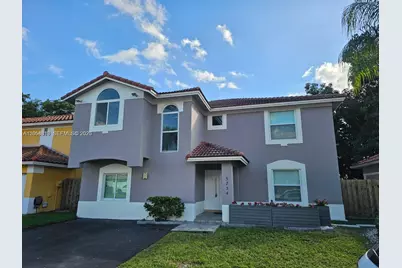 5754 NW 98th Ave, Doral, FL 33178 - Photo 1