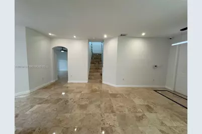 7563 NW 112th Pl, Doral, FL 33178 - Photo 4
