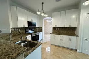 7563 NW 112th Pl, Doral, FL 33178 - Photo 6