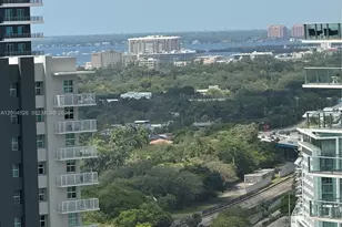 1010 Brickell Ave, Miami, FL 33131 - Photo 2