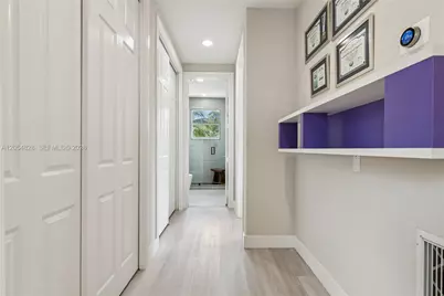 1371 Victoria Isle Dr, Weston, FL 33327 - Photo 30