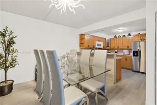 15460 SW 82nd Ln, Miami, FL 33193 - Photo 4