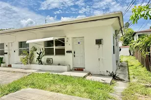 2041 S Jackson St, Hollywood, FL 33020 - Photo 2