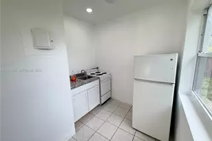2041 S Jackson St, Hollywood, FL 33020 - Photo 4