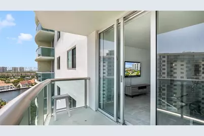 19380 Collins Ave #1423, Sunny Isles Beach, FL 33160 - Photo 10
