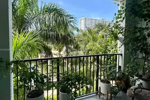17150 N Bay Rd, Sunny Isles Beach, FL 33160 - Photo 1
