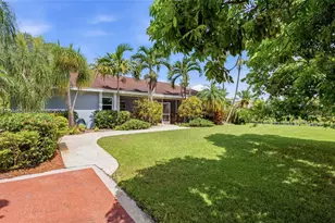 24280 SW 182nd Ave, Homestead, FL 33031 - Photo 6
