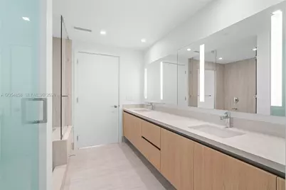 2411 Laguna Circle #1604, North Miami, FL 33181 - Photo 42