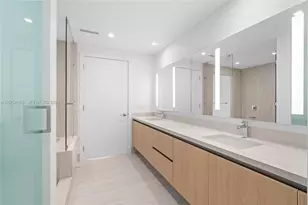 2411 Laguna Cir, North Miami, FL 33181 - Photo 42