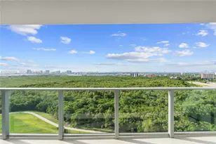 2411 Laguna Cir, North Miami, FL 33181 - Photo 26