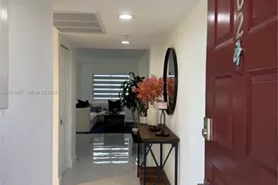 500 SW 130th Terrace, Pembroke Pines, FL 33027 - Photo 2