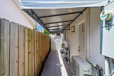 7920 Venetian St, Miramar, FL 33023 - Photo 32