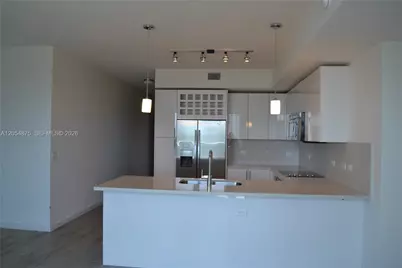 999 SW 1st Ave #3302, Miami, FL 33130 - Photo 2