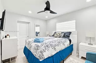 2211 NE 1st Ave, Pompano Beach, FL 33060 - Photo 18