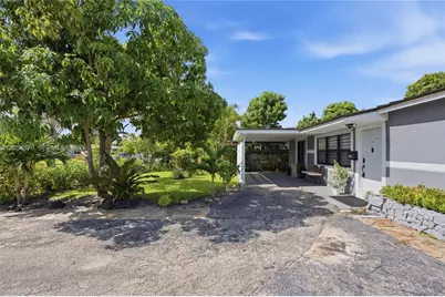 2211 NE 1st Ave, Pompano Beach, FL 33060 - Photo 40