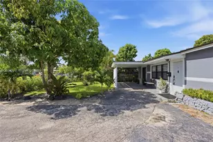 2211 NE 1st Ave, Pompano Beach, FL 33060 - Photo 40