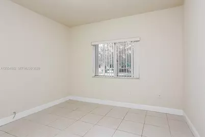 213 SW 15th Pl, Homestead, FL 33030 - Photo 10