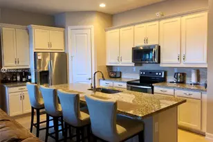 1409 SW 113th Ave, Pembroke Pines, FL 33025 - Photo 2