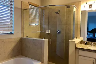 1409 SW 113th Ave, Pembroke Pines, FL 33025 - Photo 6