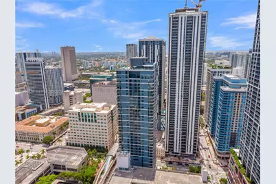 121 NE 5th St #3405, Miami, FL 33132 - Photo 1