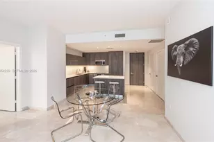 88 SW 7th St, Miami, FL 33130 - Photo 6