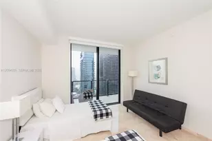 88 SW 7th St, Miami, FL 33130 - Photo 12
