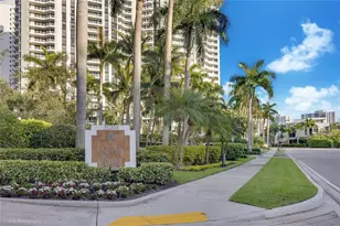 21205 Yacht Club Dr, Aventura, FL 33180 - Photo 1